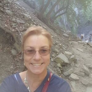 Meet your Posher, Marie